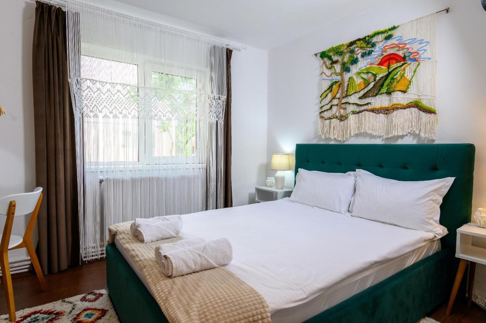 Apartament Corina Cu Parcare Bistriţa Esterno foto